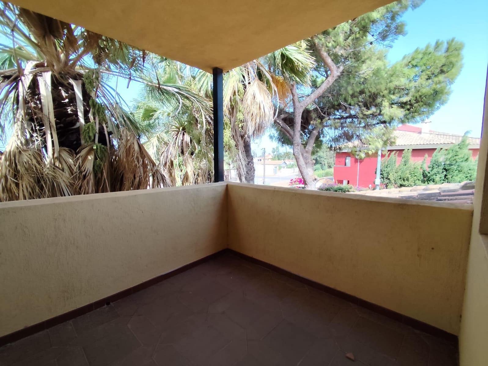6 bedroom Villa for sale in Los Urrutias with pool - € 394,990 (Ref: 10041181)