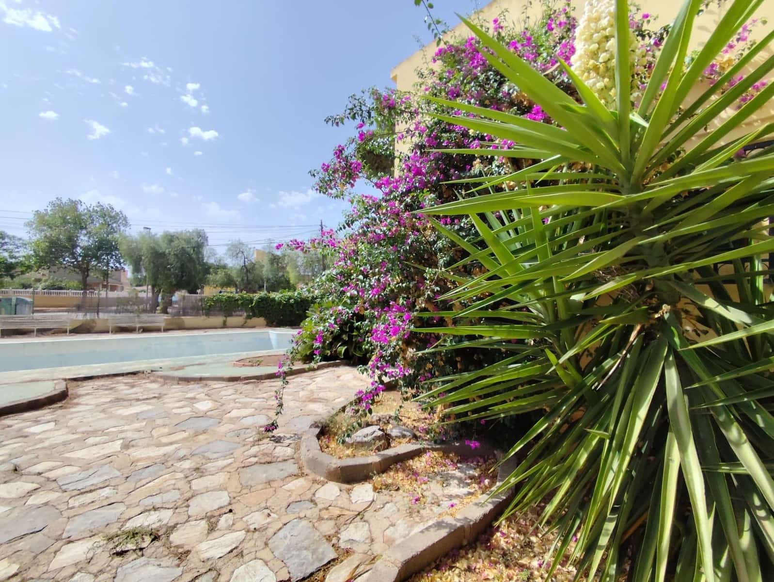 6 bedroom Villa for sale in Los Urrutias with pool - € 394,990 (Ref: 10041181)