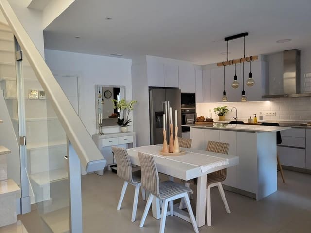 3 Zimmer Villa zu verkaufen in Almoradí mit Pool - 430.000 € (Ref: 10041182)