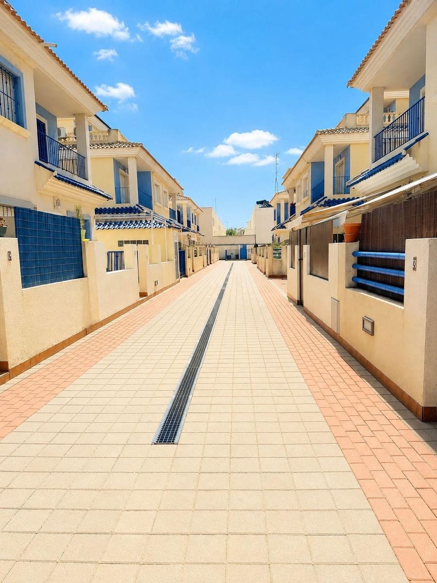 3 soveværelse Lejlighed til salg i San Javier med swimmingpool - € 218.000 (Ref: 10049350)