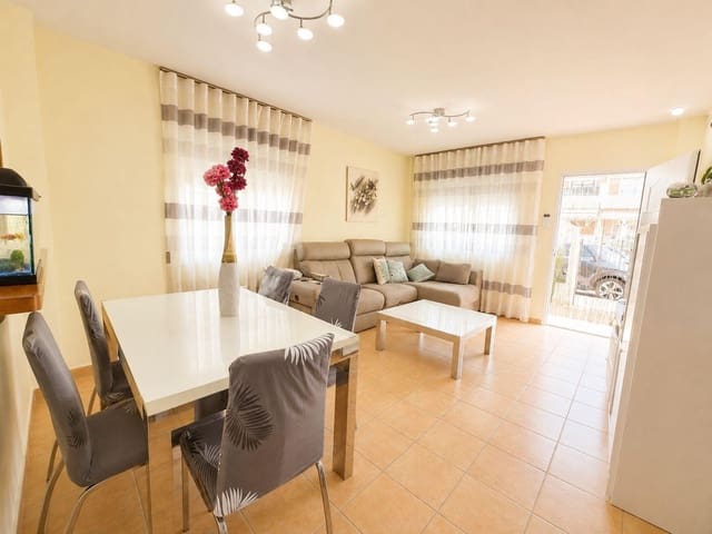 3 soveværelse Lejlighed til salg i San Javier med swimmingpool - € 218.000 (Ref: 10049350)
