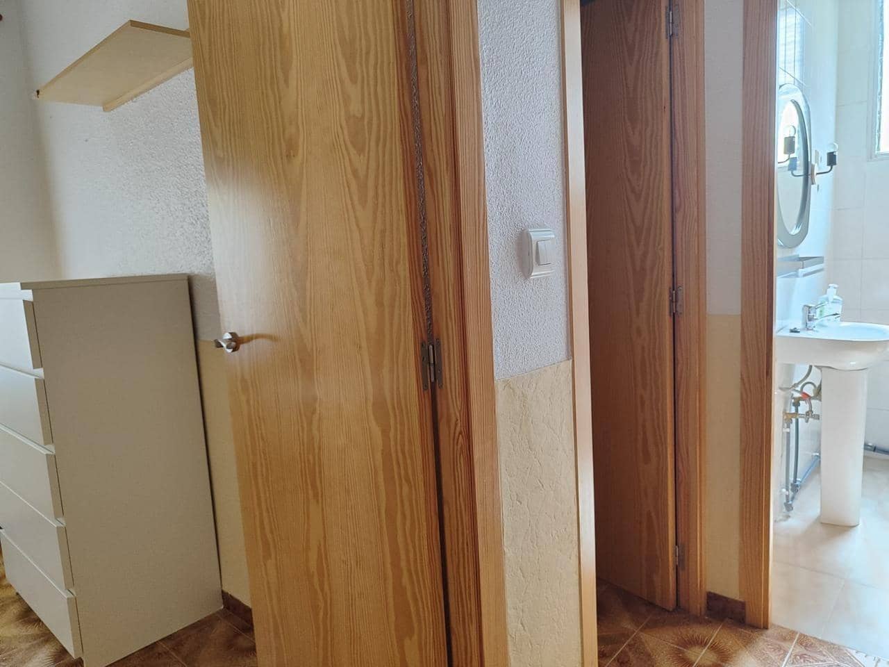 4 bedroom Villa for sale in Los Urrutias with garage - € 250,000 (Ref: 10064732)