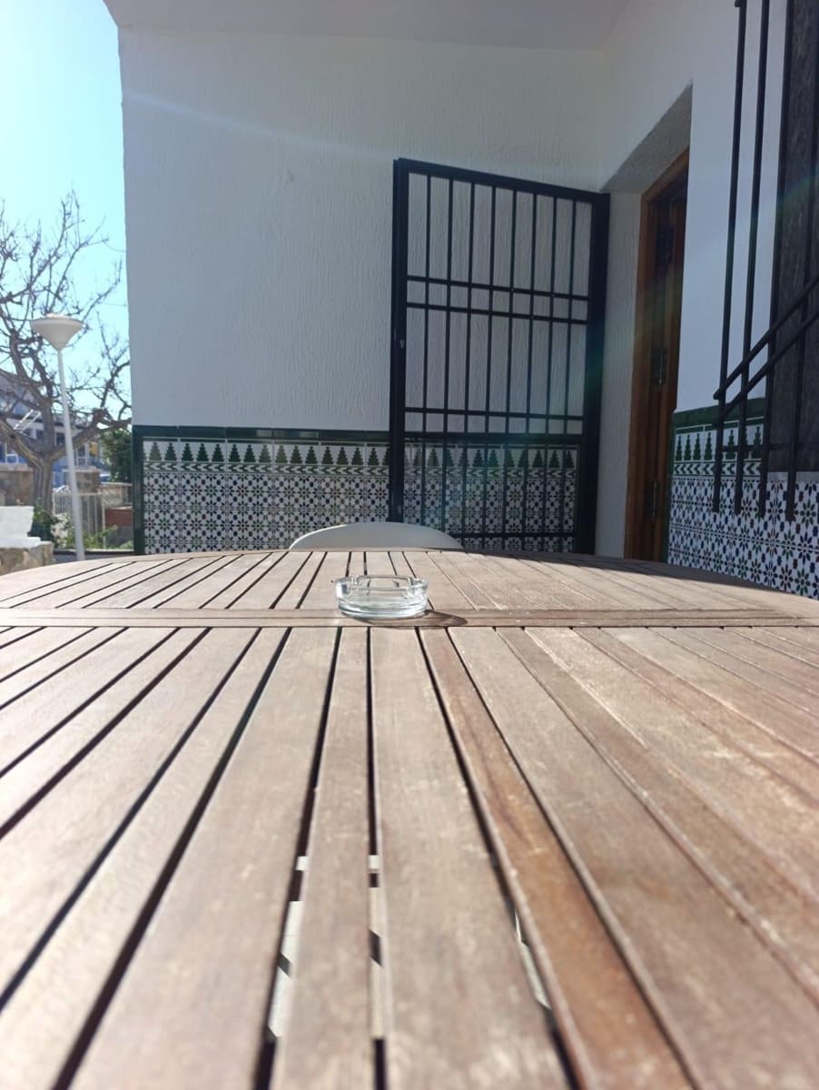 4 bedroom Villa for sale in Los Urrutias with garage - € 250,000 (Ref: 10064732)