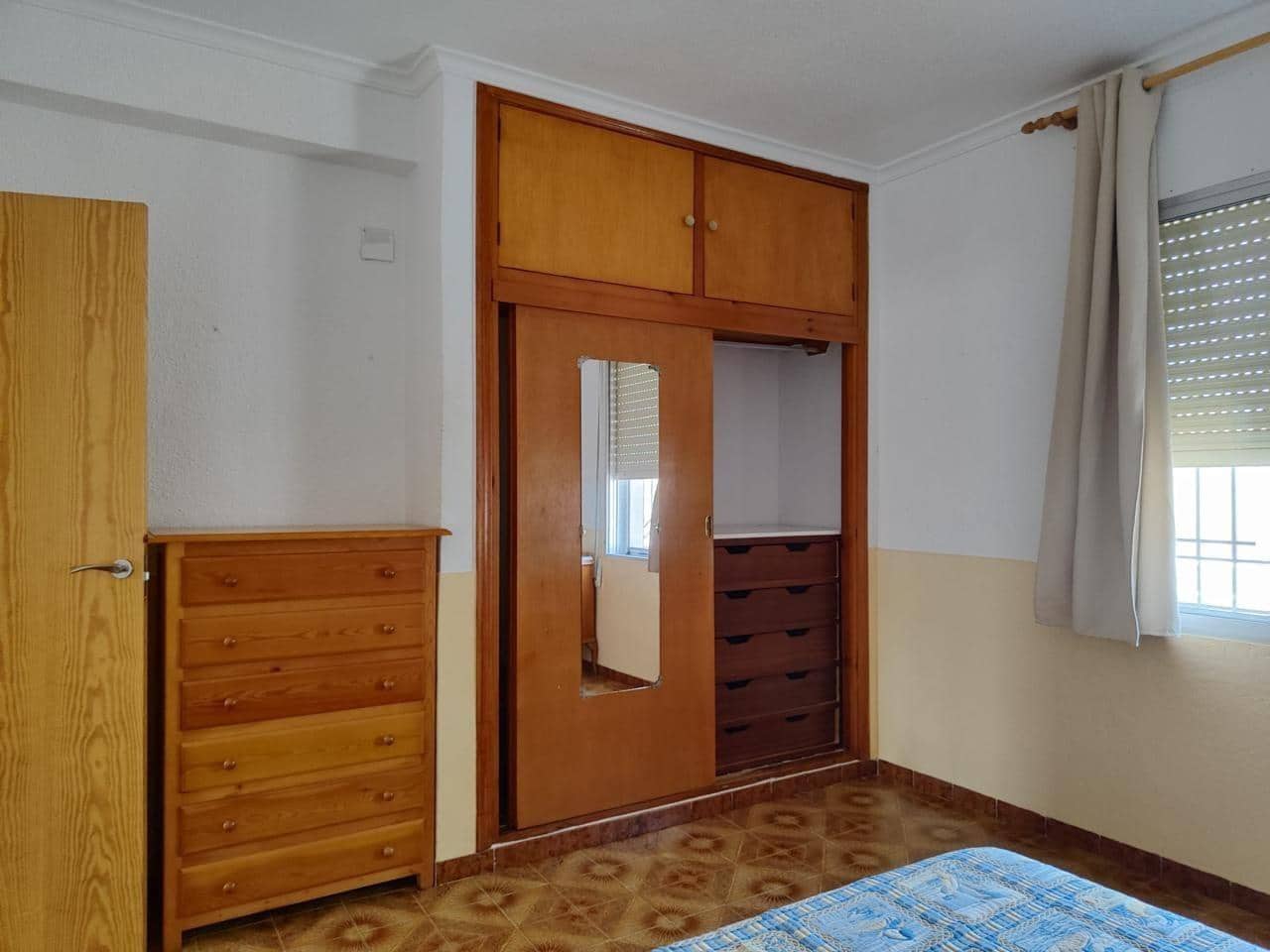 4 bedroom Villa for sale in Los Urrutias with garage - € 250,000 (Ref: 10064732)