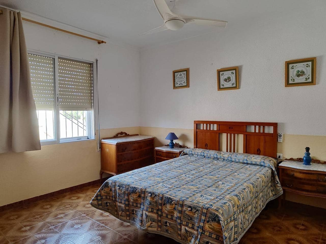4 bedroom Villa for sale in Los Urrutias with garage - € 250,000 (Ref: 10064732)