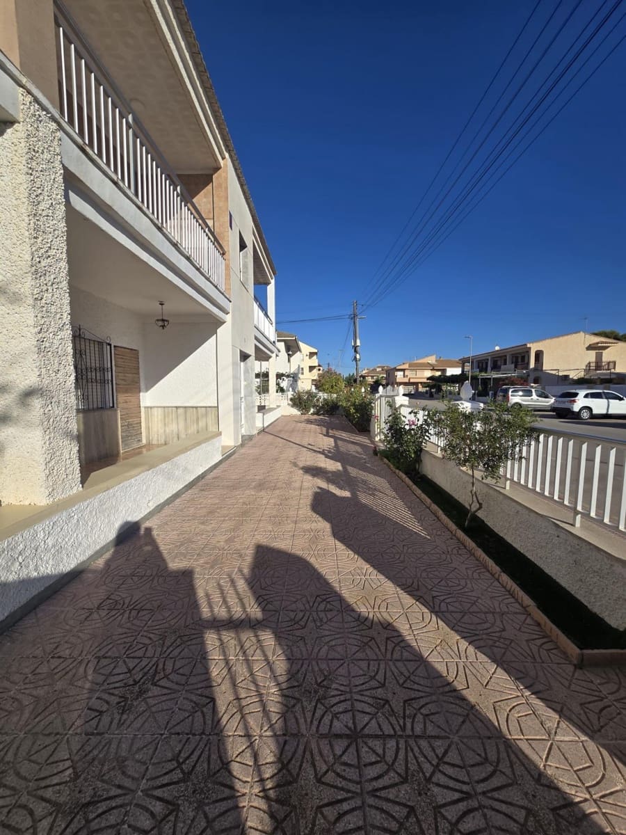 3 slaapkamer Flat te koop in Los Alcazares met garage - € 249.000 (Ref: 10081279)