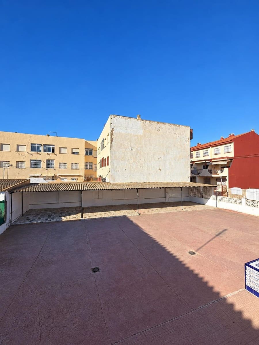 3 slaapkamer Flat te koop in Los Alcazares met garage - € 249.000 (Ref: 10081279)