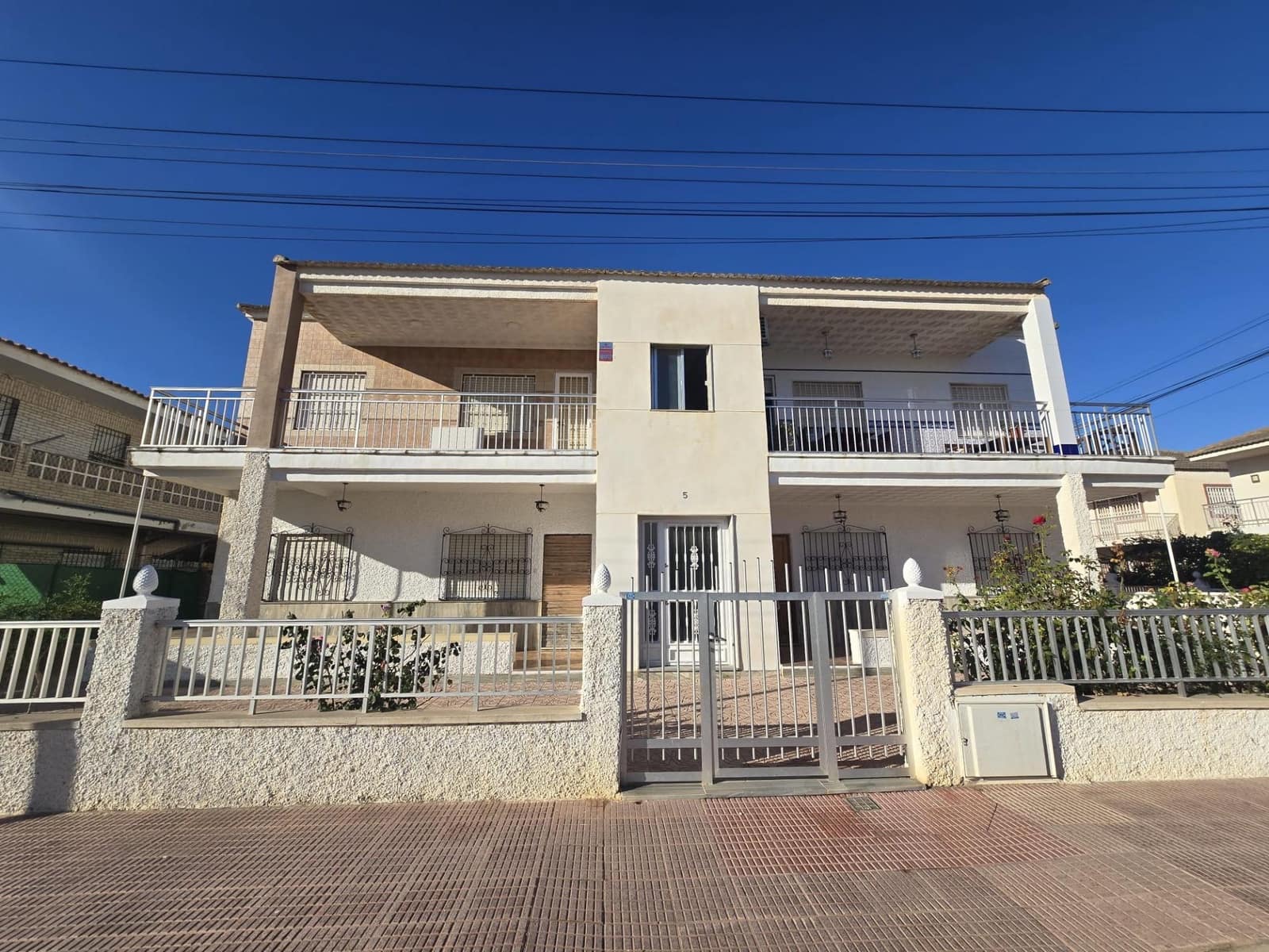 3 slaapkamer Flat te koop in Los Alcazares met garage - € 249.000 (Ref: 10081279)