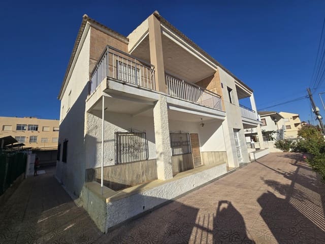 3 slaapkamer Flat te koop in Los Narejos - Punta Calera, Los Alcázares met garage - € 249.000 (Ref: 10081279)