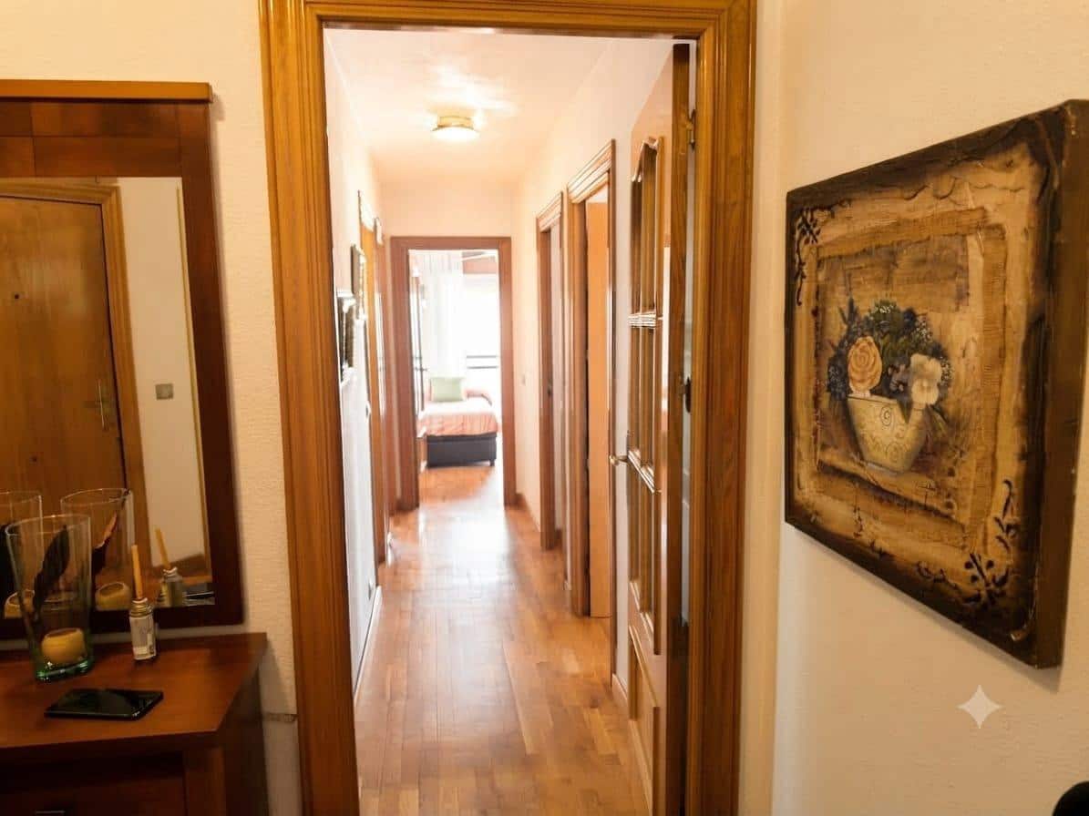 Piso de 4 habitaciones en Murcia ciudad en venta con garaje - 235.000 € (Ref: 10094739)