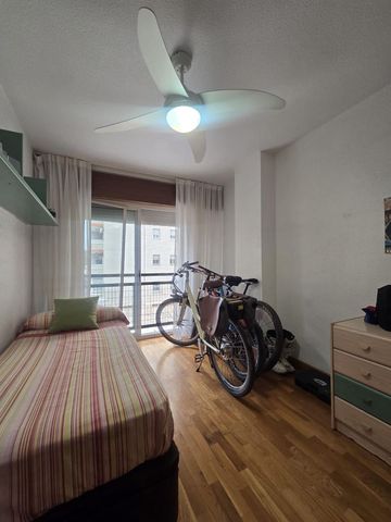 4 chambre Appartement à vendre à Infante Juan Manuel, Murcie ville avec garage - 235 000 € (Ref: 10094739)