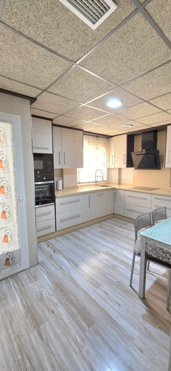Piso de 3 habitaciones en Mazarrón en venta con garaje - 175.000 € (Ref: 10115925)