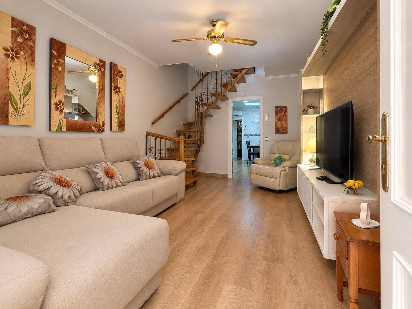 2 makuuhuone Rivitalo myytävänä paikassa Los Alcazares - 150 000 € (Ref: 10148870)