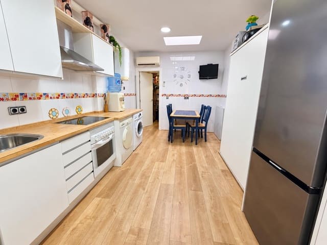 2 slaapkamer Rijtjeshuis te koop in Los Alcázares - € 150.000 (Ref: 10148870)