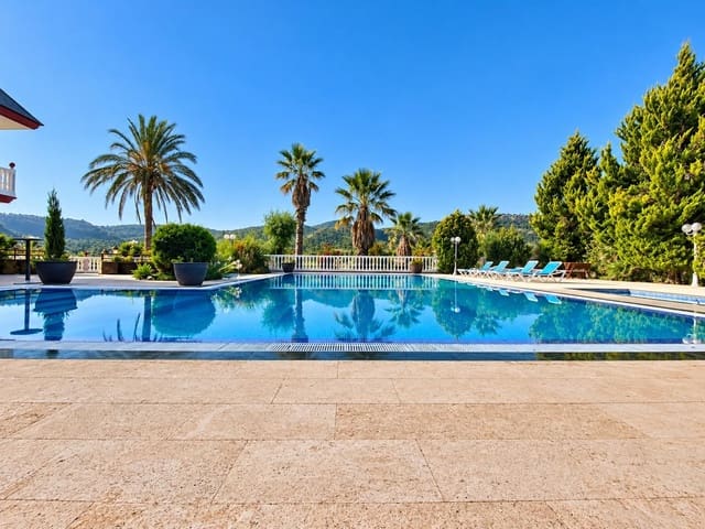 8 soverom Villa til salgs i Jumilla med svømmebasseng garasje - € 1 300 000 (Ref: 10174007)