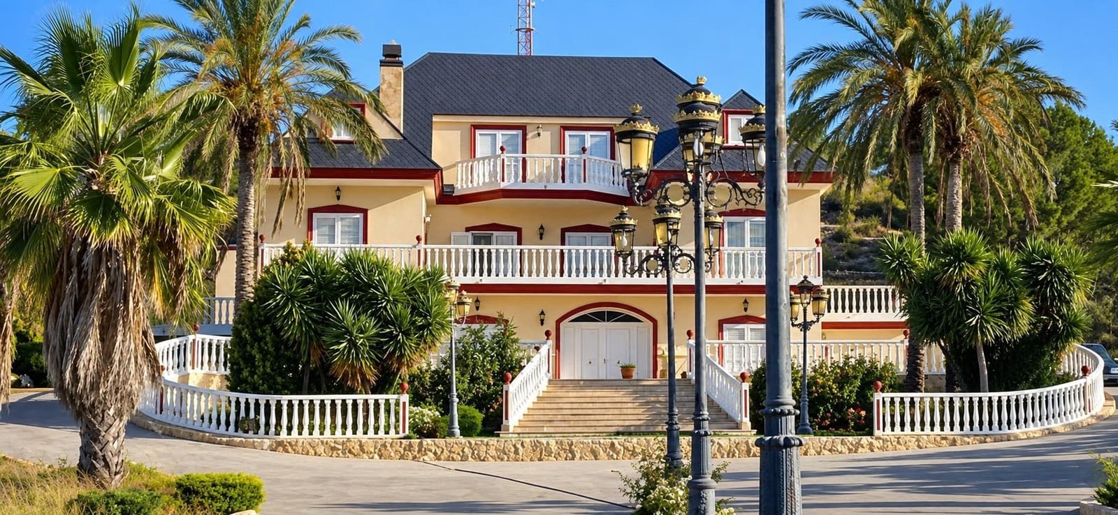 8 soverom Villa til salgs i Jumilla med svømmebasseng garasje - € 1 300 000 (Ref: 10174007)