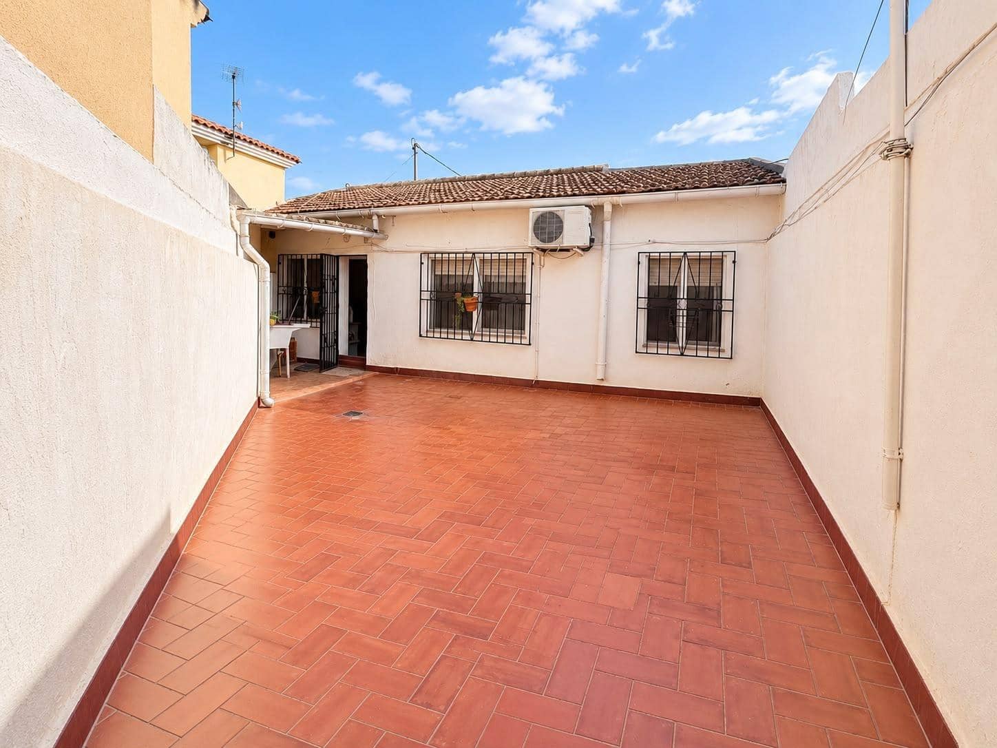Casa de 3 habitaciones en Roldan en venta con garaje - 140.000 € (Ref: 10174011)
