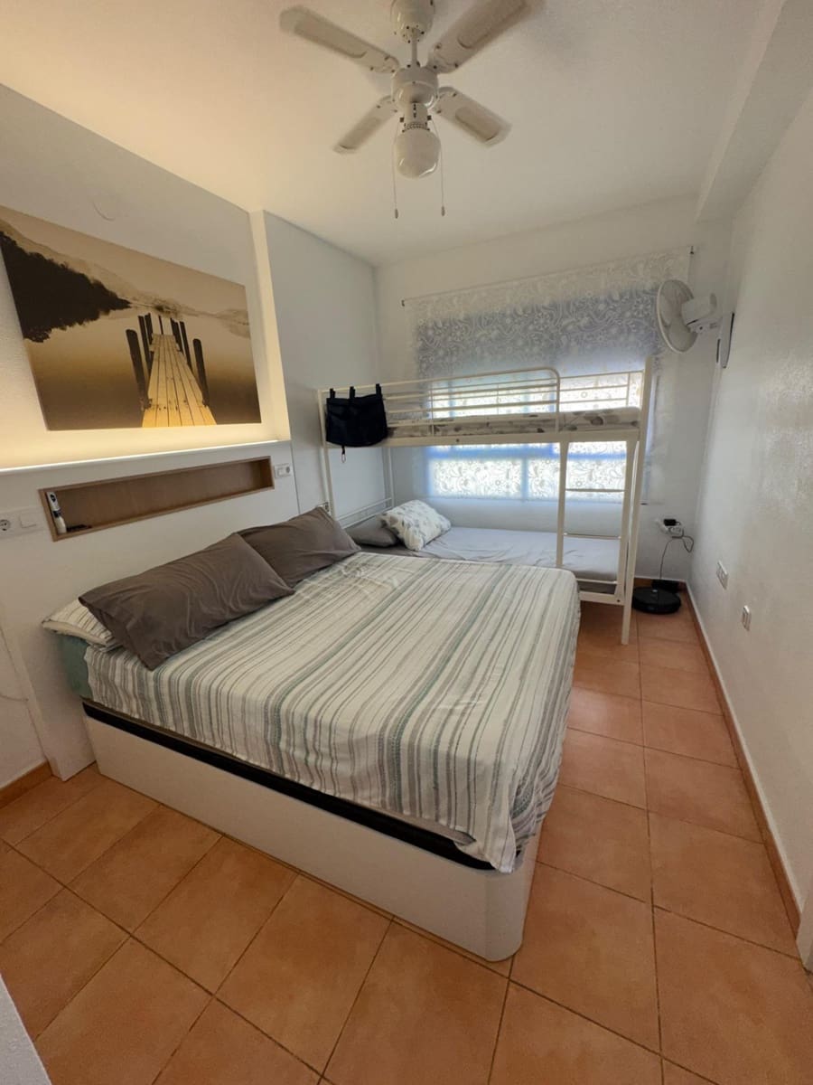 1 bedroom Flat for sale in Playa Honda with pool - € 129,000 (Ref: 10183189)