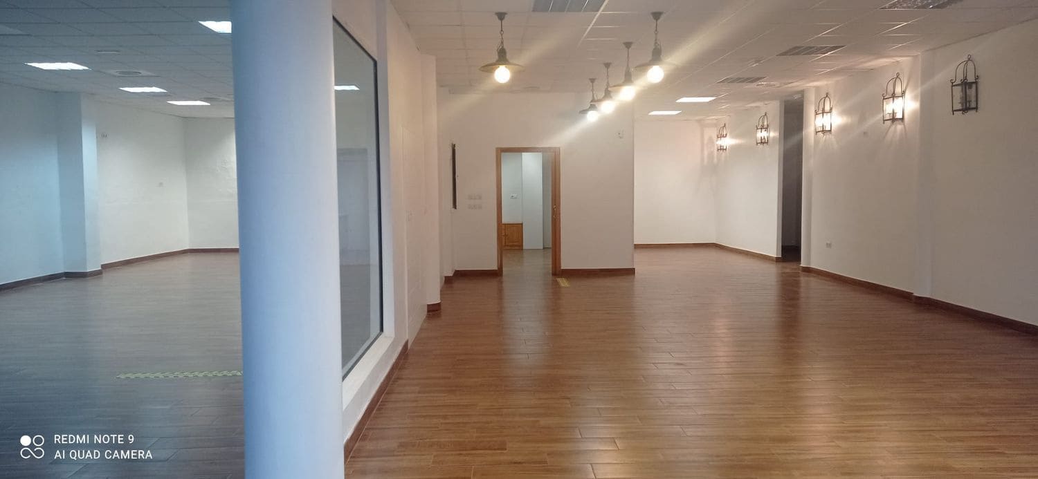 Komercyjne do wynajęcia w San Javier - 800 € (Ref: 8407669)