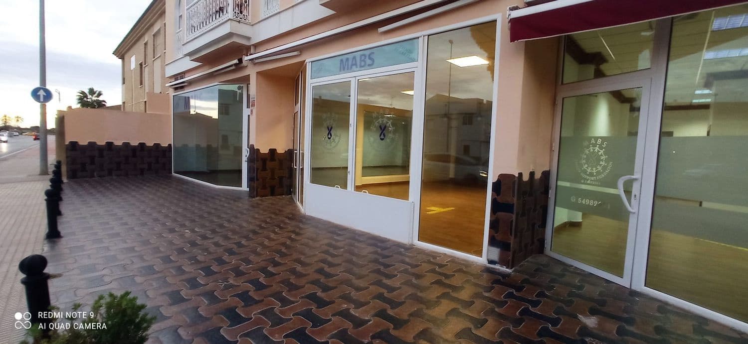Komercyjne do wynajęcia w San Javier - 800 € (Ref: 8407669)