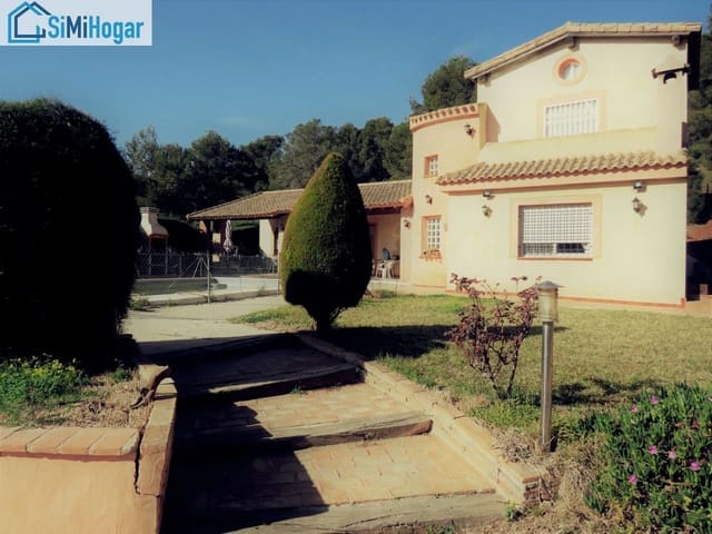 4 sypialnia Willa na sprzedaż w La Manga Club, Kartagena z basenem - 540 000 € (Ref: 8407692)