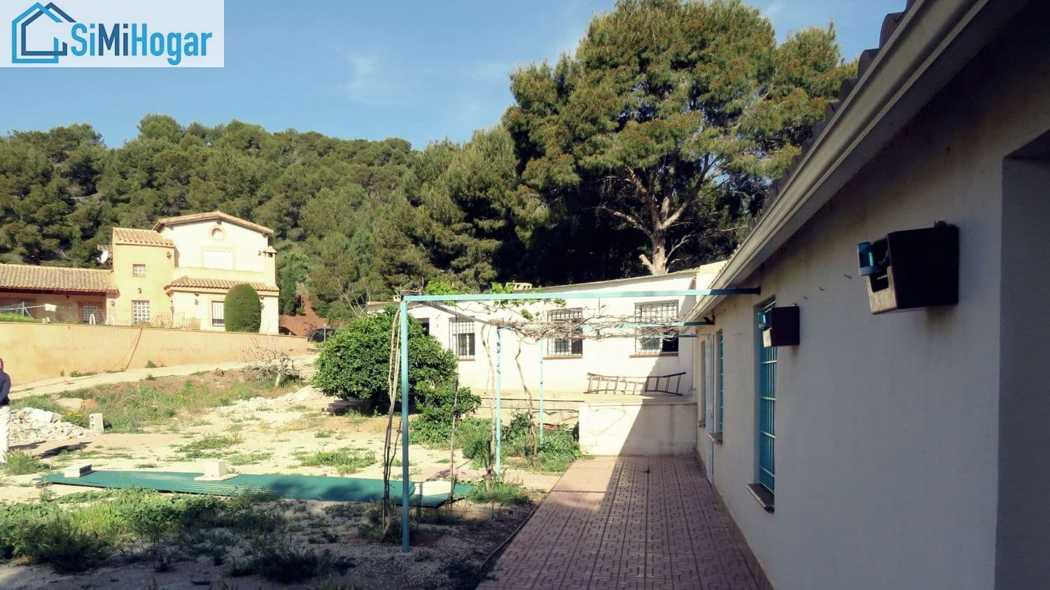 4 bedroom Villa for sale in La Manga Club with pool - € 540,000 (Ref: 8407692)