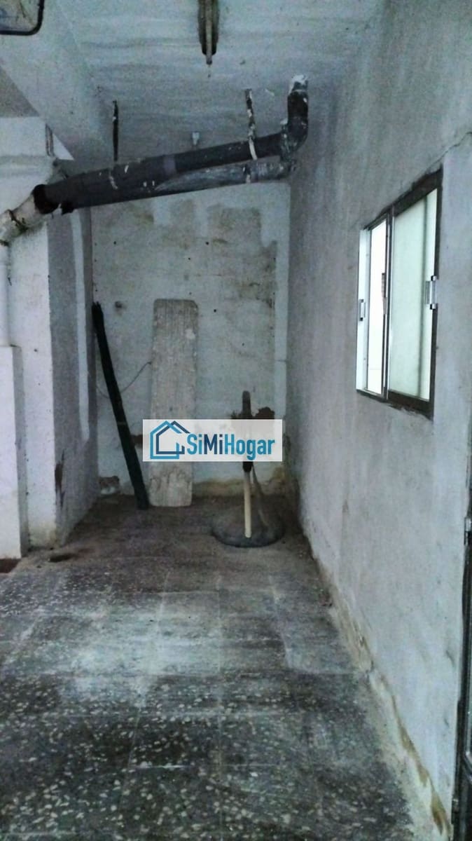 Kommersiell til salgs i Cartagena - € 275 000 (Ref: 8409879)