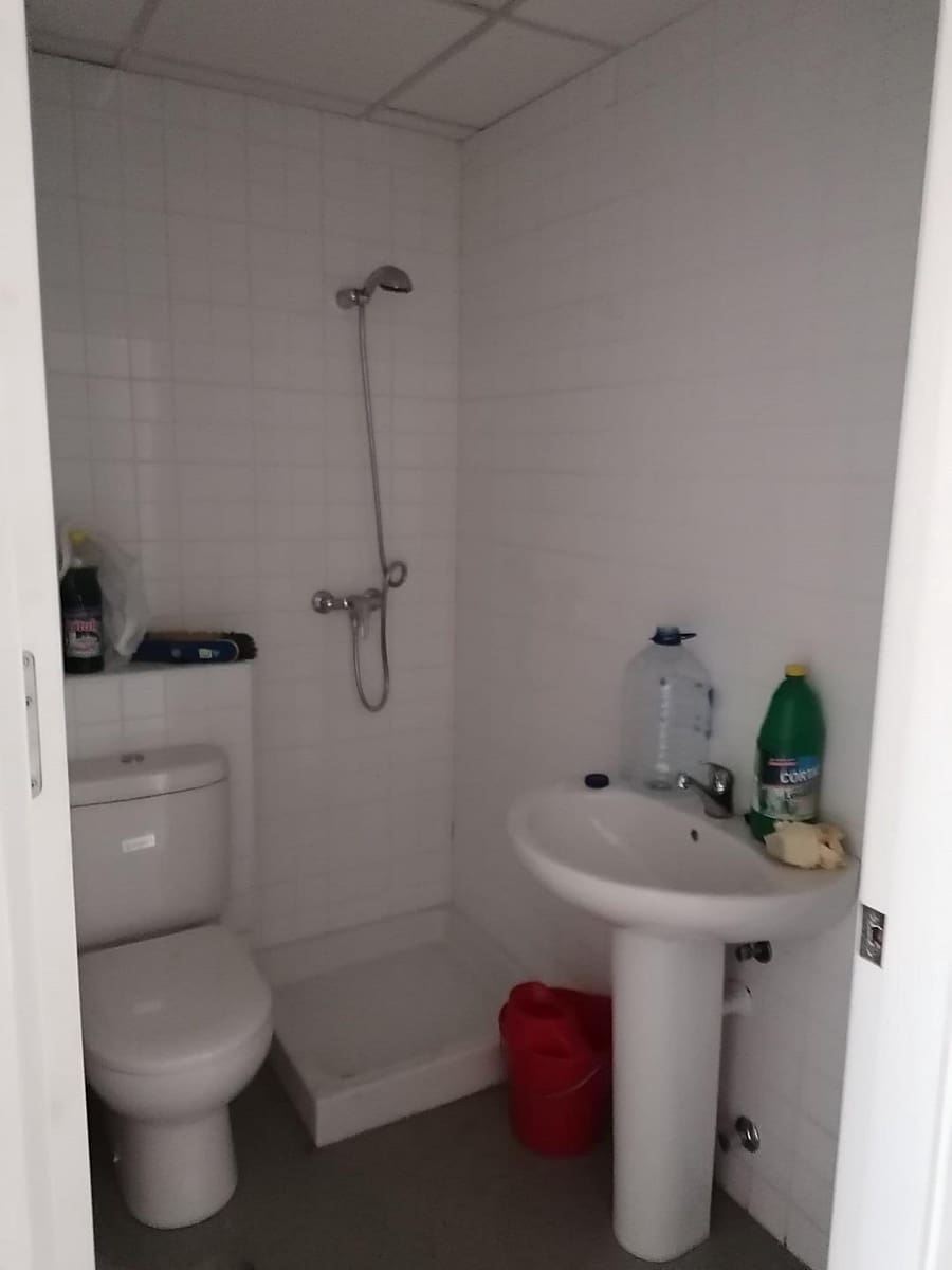 Kontor att hyra i Los Alcazares - 600 € (Ref: 8409891)