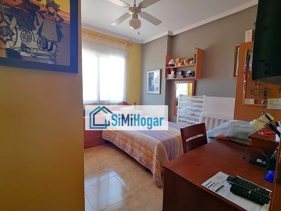 Piso de 3 habitaciones en Los Alcázares en venta - 133.000 € (Ref: 8419747)