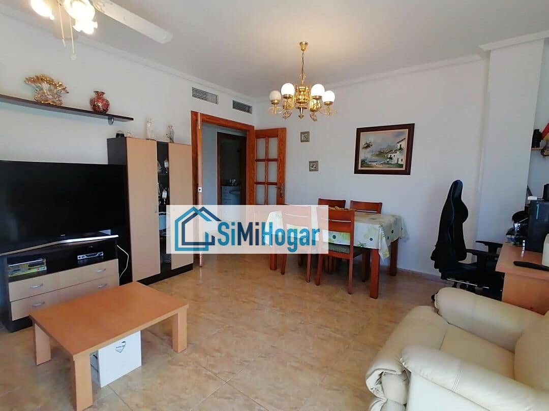 Piso de 3 habitaciones en Los Alcázares en venta - 133.000 € (Ref: 8419747)