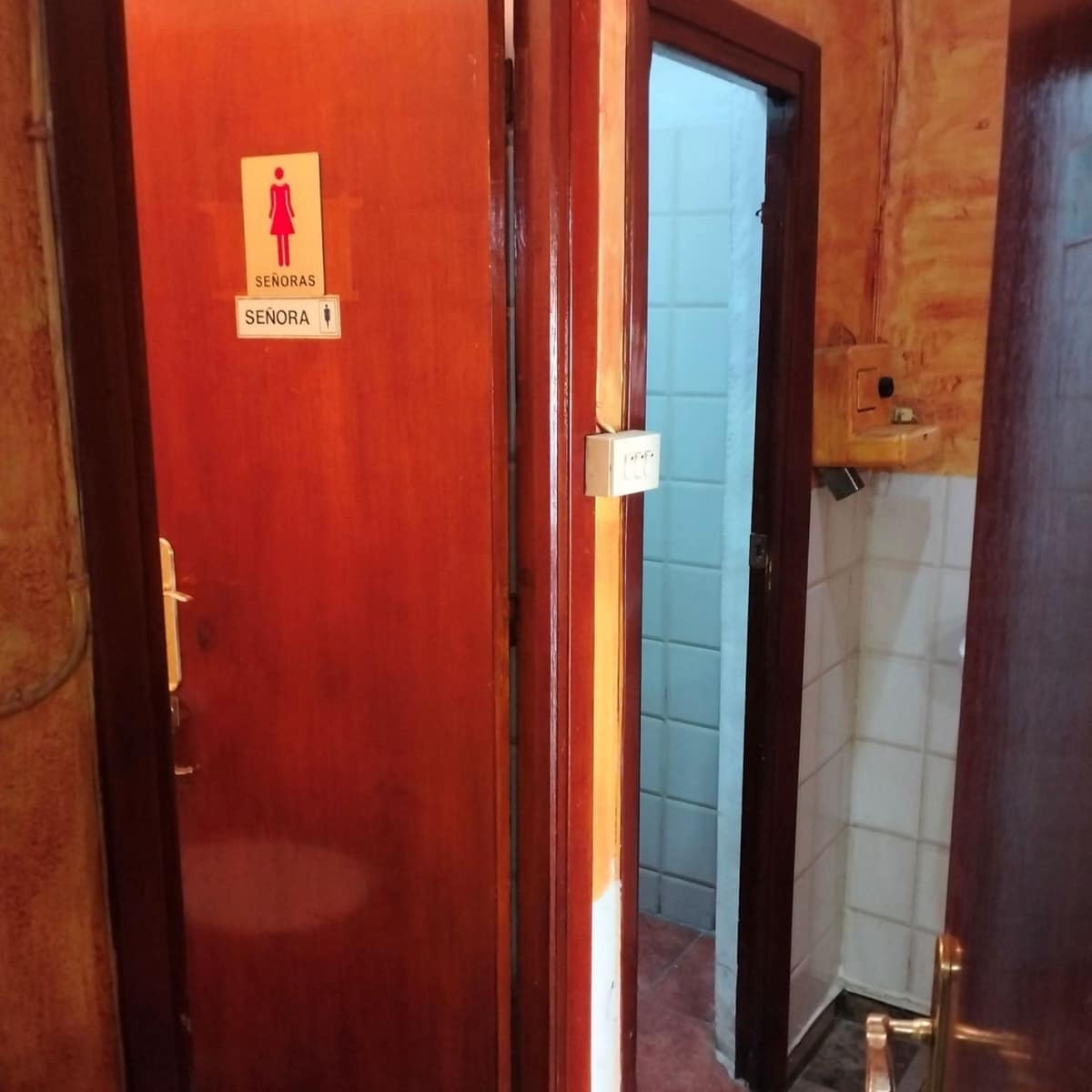 Erhverv til salg i Cartagena med garage - € 68.500 (Ref: 8430445)