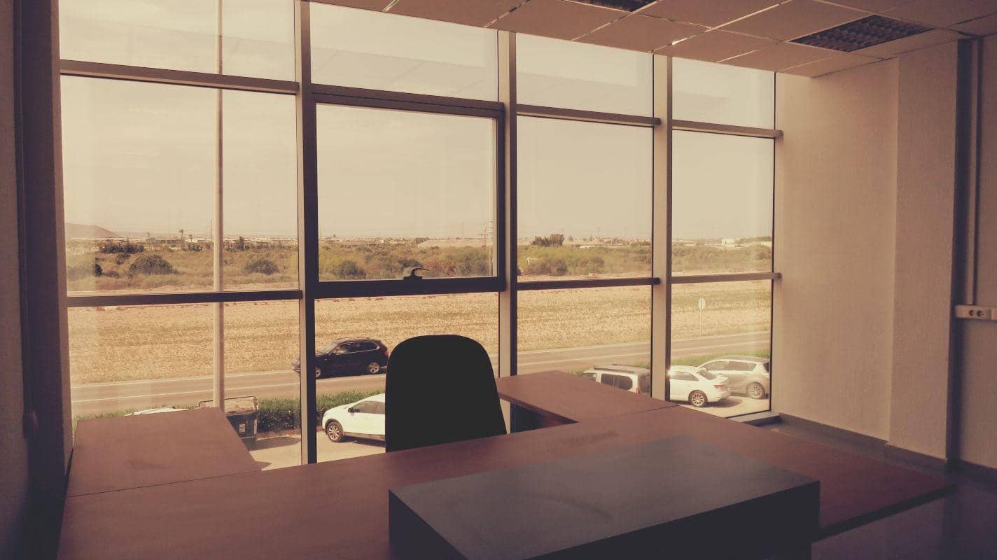 Kontor til leje i Los Alcazares - € 750 (Ref: 8662708)