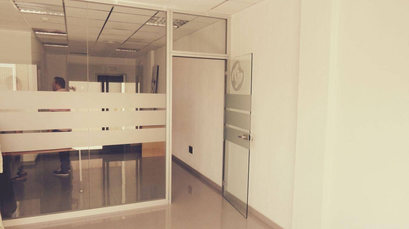 Kontor til leje i Los Alcazares - € 750 (Ref: 8662708)