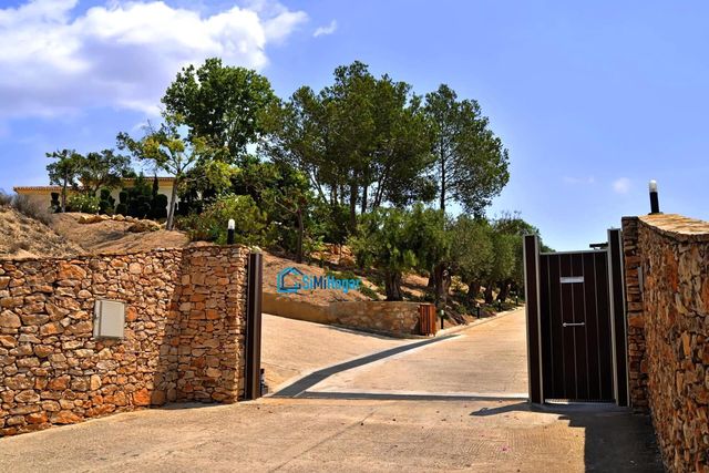 7 chambre Villa/Maison à vendre à Altorreal, Molina de Segura avec piscine garage - 4 500 000 € (Ref: 8678011)