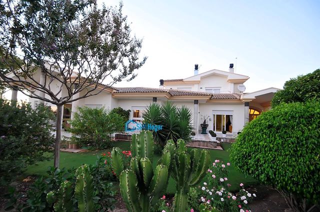 7 chambre Villa/Maison à vendre à Altorreal, Molina de Segura avec piscine garage - 4 500 000 € (Ref: 8678011)