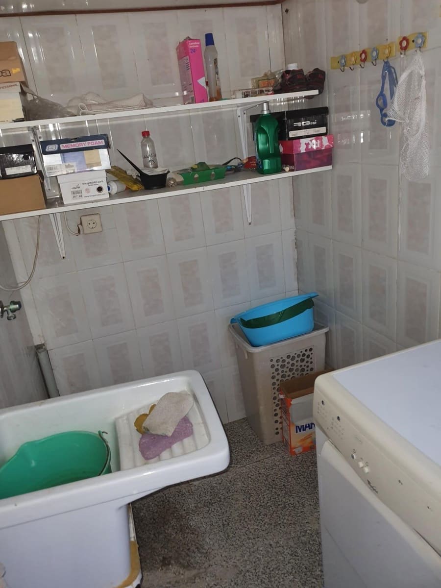 4 soveværelse Finca/Landehus til salg i Murcia by med garage - € 80.000 (Ref: 8879834)