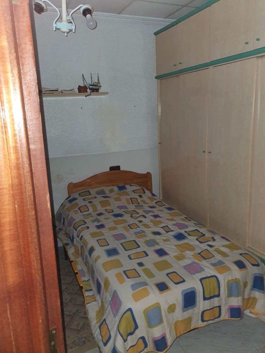 4 soveværelse Finca/Landehus til salg i Murcia by med garage - € 80.000 (Ref: 8879834)