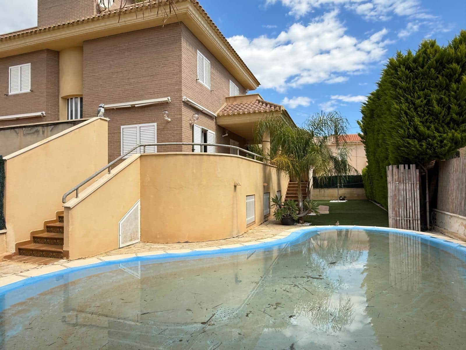 5 soveværelse Villa til salg i Bolnuevo med swimmingpool - € 810.000 (Ref: 8886140)