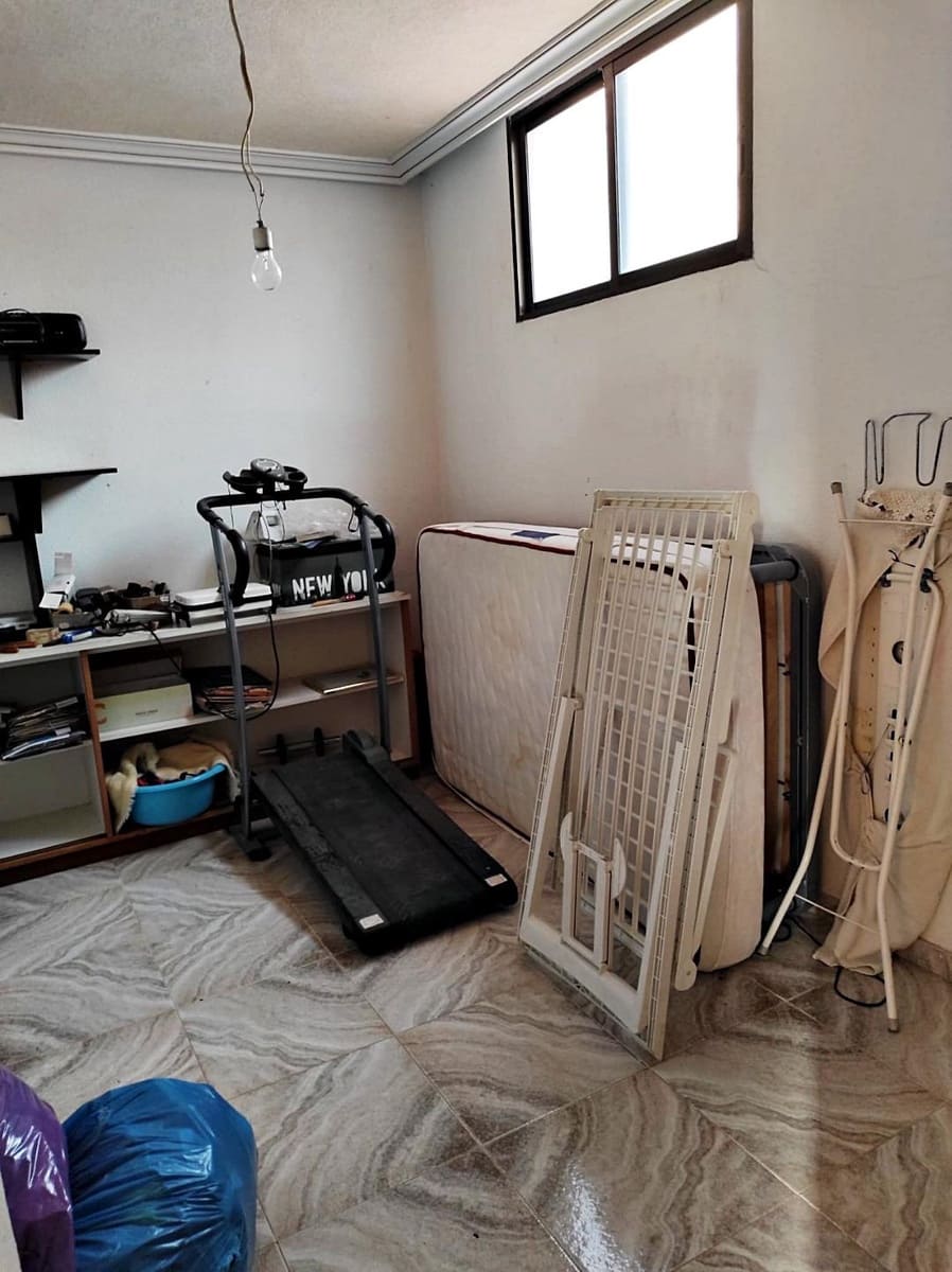 4 soveværelse Villa til salg i La Nora med garage - € 350.000 (Ref: 8888280)