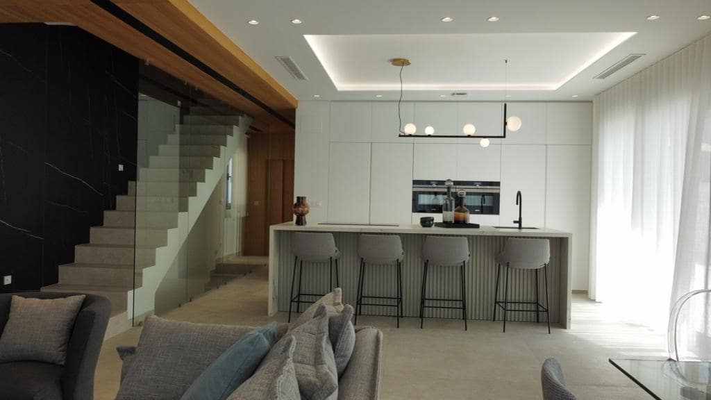 7 bedroom Villa for sale in Campoamor - € 1,530,000 (Ref: 8926571)