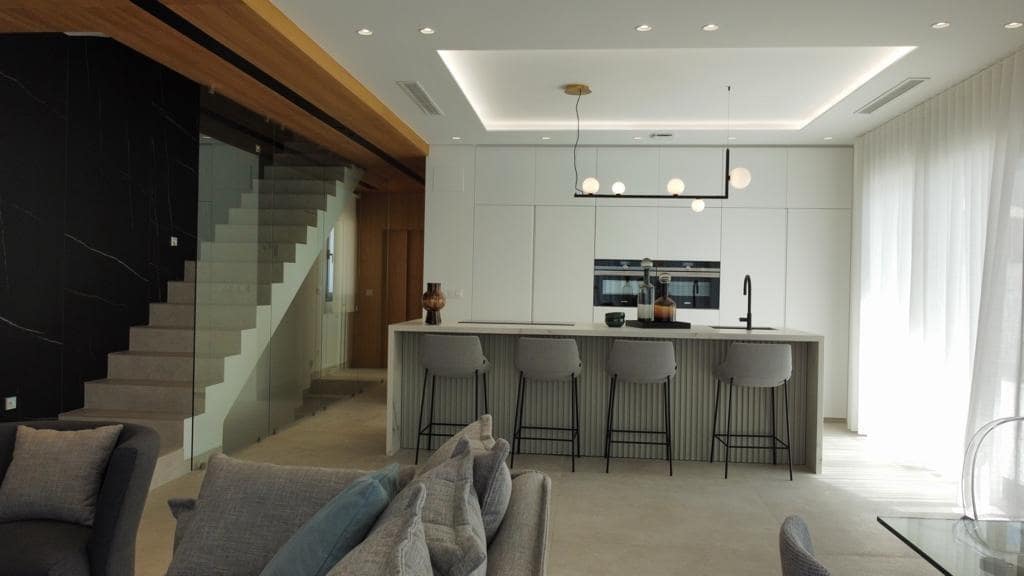 7 bedroom Villa for sale in Campoamor - € 1,530,000 (Ref: 8926571)