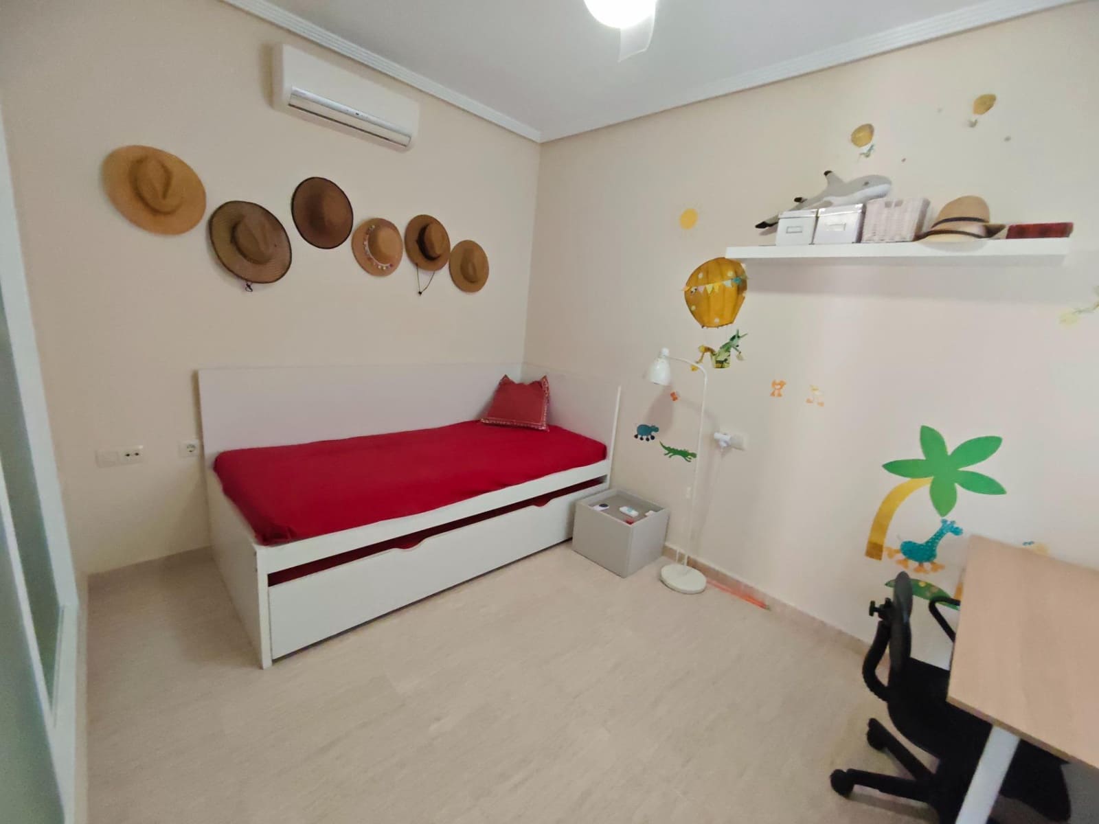 3 soveværelse Rækkehus til salg i Pilar de la Horadada med swimmingpool - € 280.000 (Ref: 8928644)