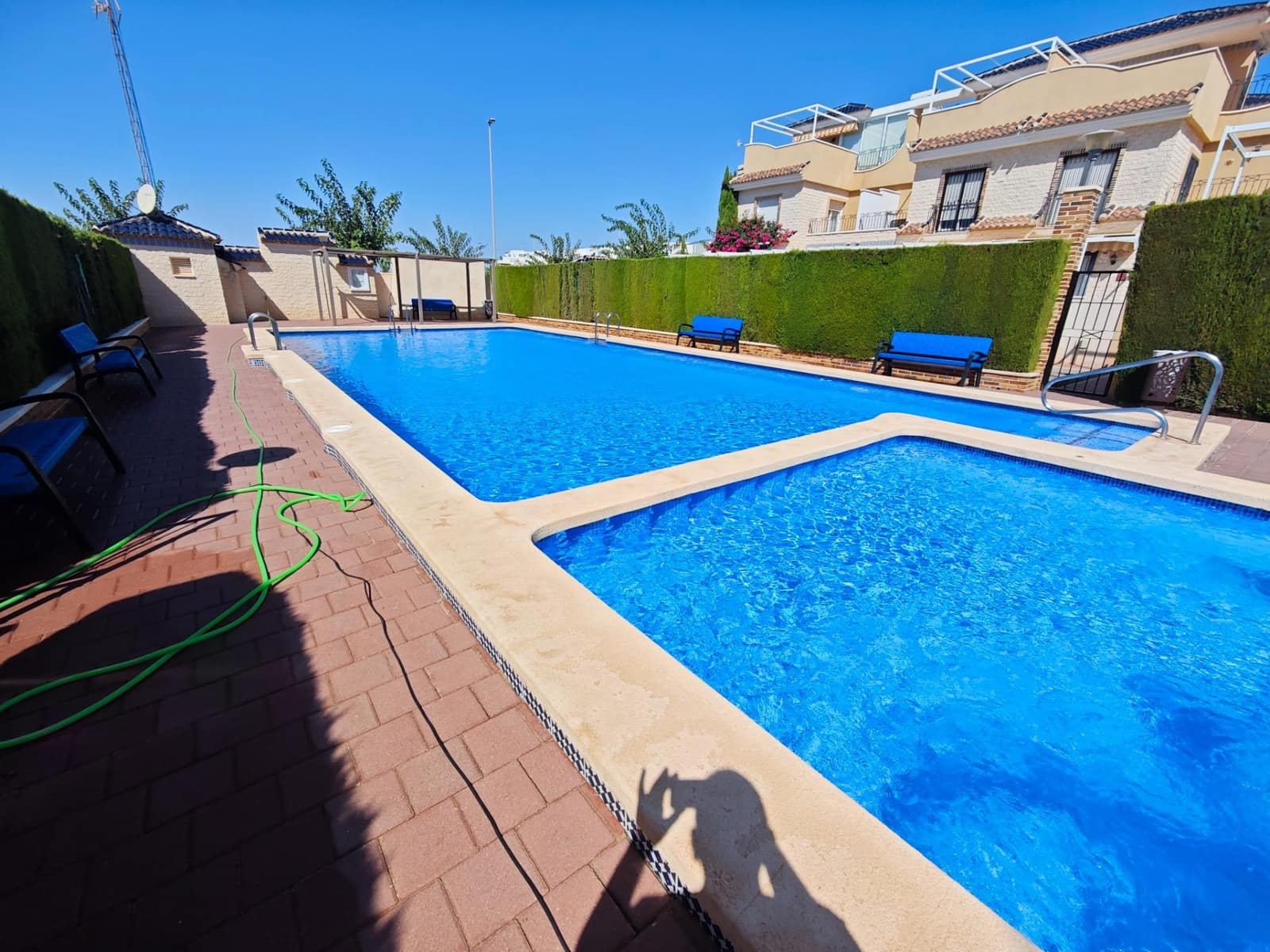 3 soveværelse Rækkehus til salg i Pilar de la Horadada med swimmingpool - € 280.000 (Ref: 8928644)