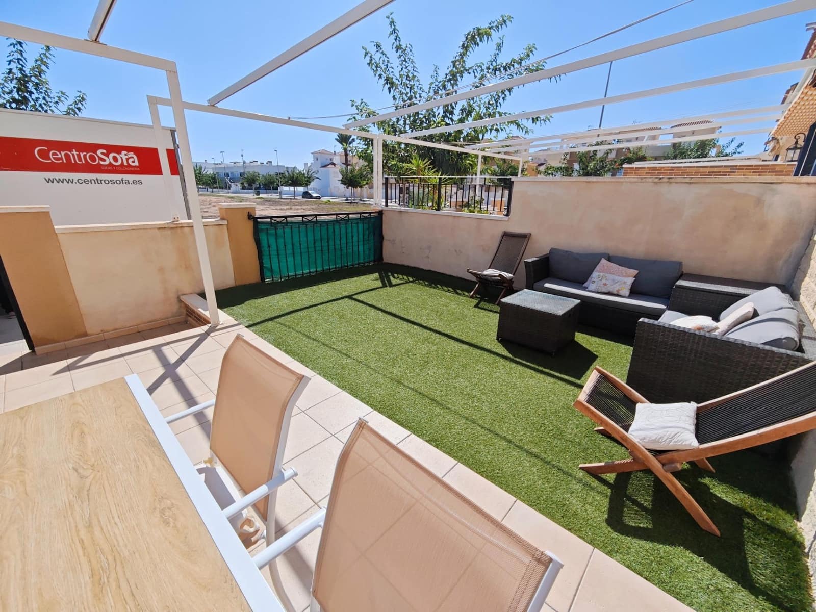 3 soveværelse Rækkehus til salg i Pilar de la Horadada med swimmingpool - € 280.000 (Ref: 8928644)