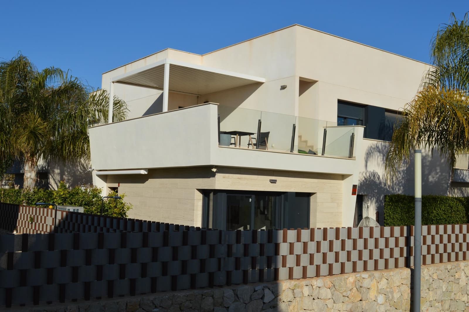 3 soveværelse Rækkehus til salg i Torre de la Horadada med swimmingpool - € 489.000 (Ref: 8928690)