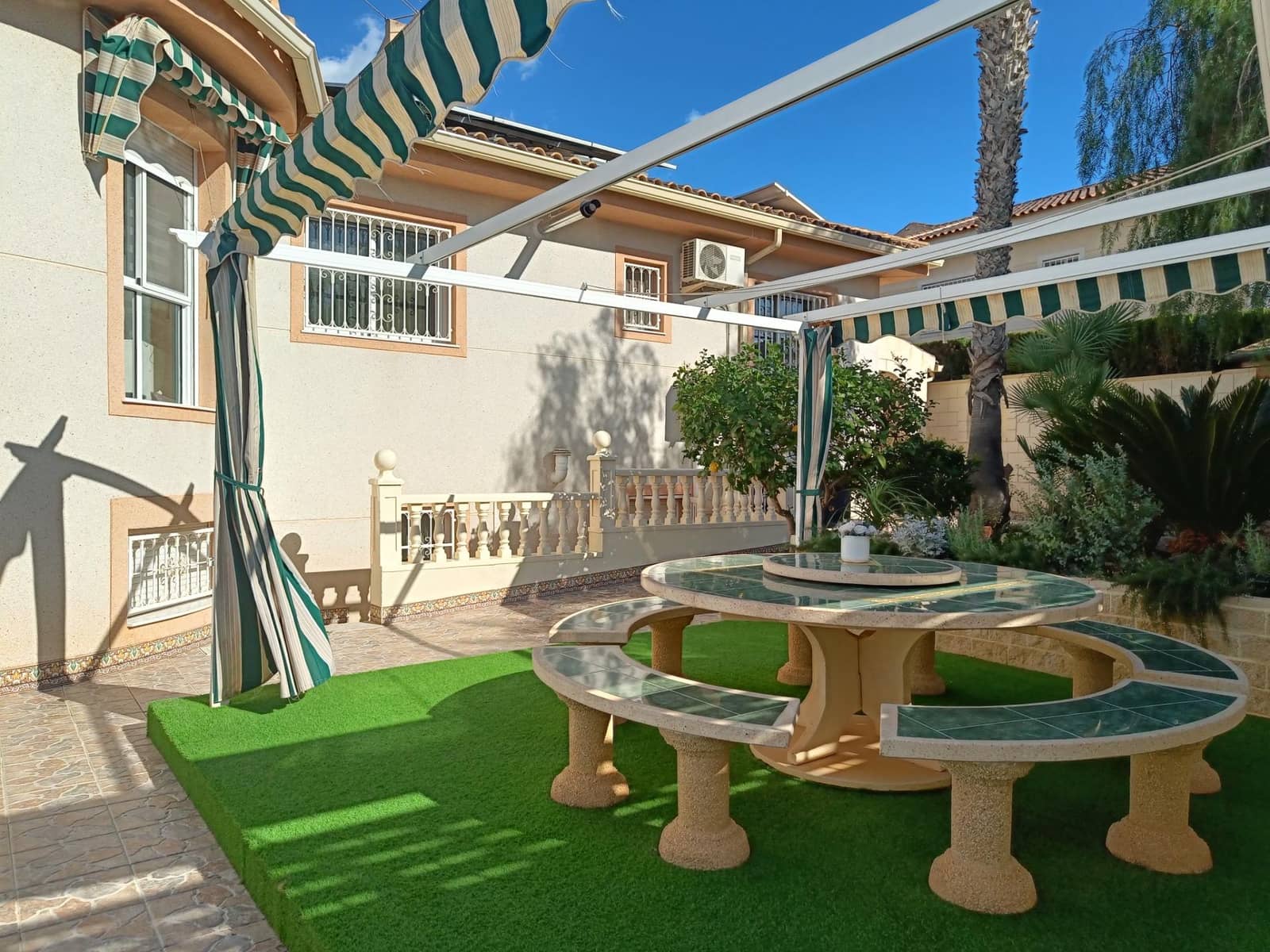 5 chambre Villa/Maison à vendre à Benijofar avec piscine garage - 545 000 € (Ref: 8928697)