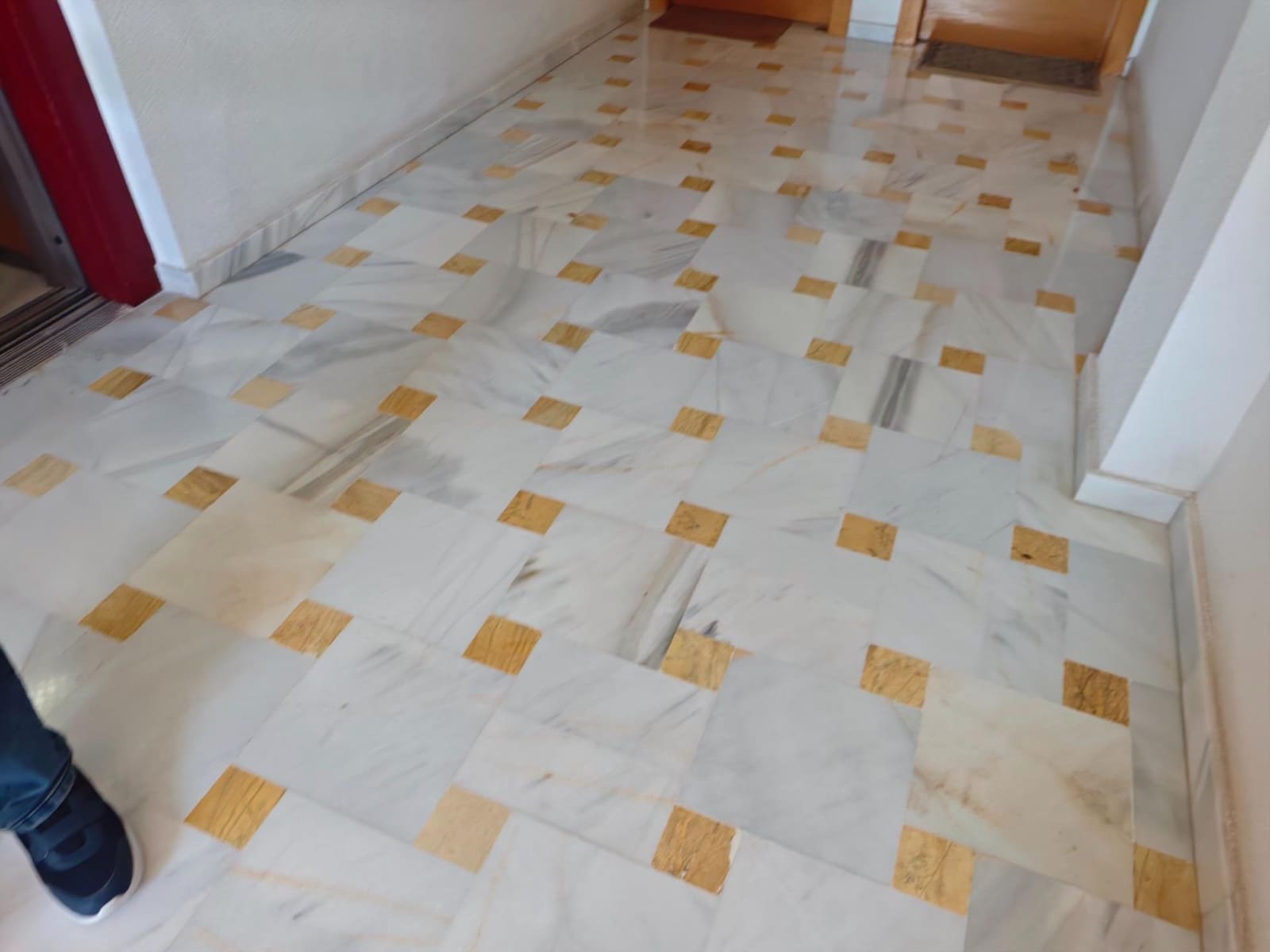 4 soveværelse Lejlighed til salg i Altorreal med swimmingpool garage - € 239.500 (Ref: 8928699)