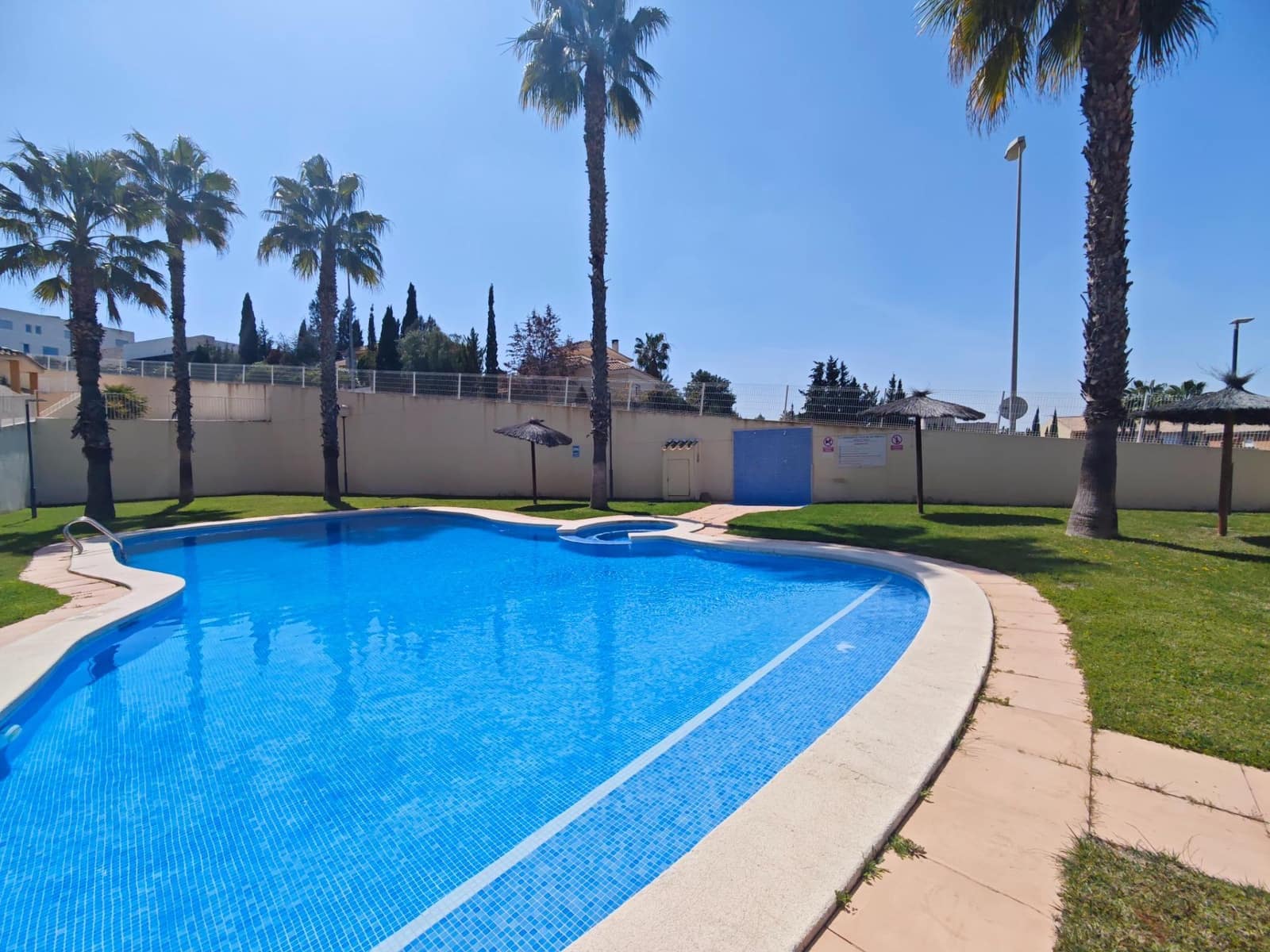 4 soveværelse Lejlighed til salg i Altorreal med swimmingpool garage - € 239.500 (Ref: 8928699)