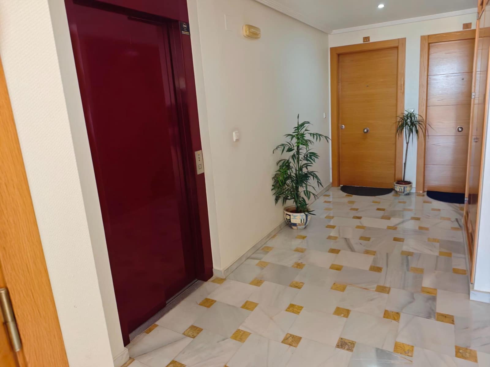 4 soveværelse Lejlighed til salg i Altorreal med swimmingpool garage - € 239.500 (Ref: 8928699)