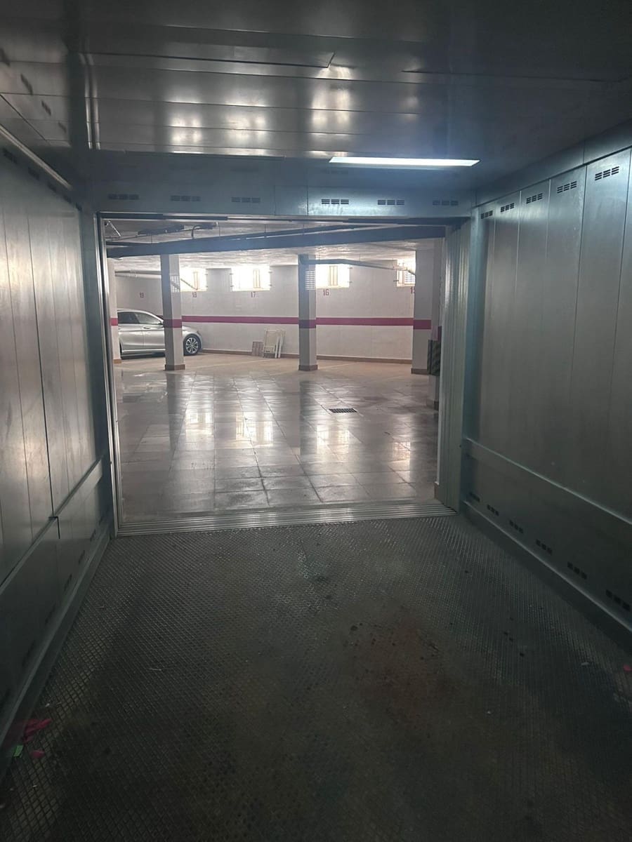 3 makuuhuone Huoneisto myytävänä paikassa Los Narejos mukana 
autotalli - 290 000 € (Ref: 8928717)